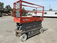 scissor lift platform for sale  Kent