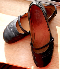 Ladies leather camel for sale  IRVINE
