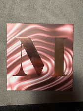 Assorted morphe palettes d'occasion  Expédié en Belgium