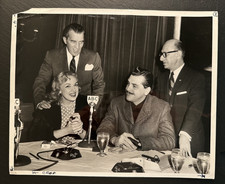 1957 FOTO DE IMPRENSA EDITH ADAMS, ERNIE KOVACS, ED SULLIVAN, RÁDIO SOBOL ABC FP252, usado comprar usado  Enviando para Brazil