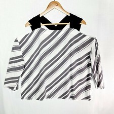 Blusa Country Road tamanho L preta branca listrada fora do ombro manga 3/4 caimento solto, usado comprar usado  Enviando para Brazil