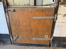 Used indoor stable for sale  CHELMSFORD