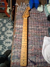 2022 Squier 40º Aniversário Stratocaster Decote de Bordo Cetim Colorido comprar usado  Enviando para Brazil
