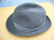 Ancien chapeau fléchet d'occasion Ancien chapeau fléchet d'occasion  Le Val