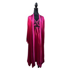 peignoir satin d'occasion peignoir satin d'occasion Expédié en Belgium