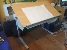Table dessin inclinable d'occasion  Muzillac