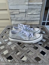 Women converse chuck for sale  Hill City