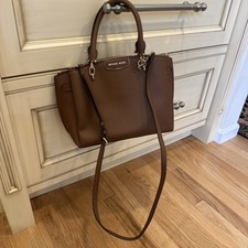 Authentic michael kors for sale  Patchogue