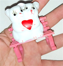 Panchina rosa con usato Panchina rosa con usato  Genova