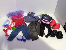 Lote de Roupas para Bonecas Grandes Chapéus Calças Camisas Jeans Tutu Patins Barbie Like comprar usado  Enviando para Brazil