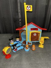 Antigo 1976 Hasbro Walt Disney Mickey Mouse Club Play House 5 personagens e peças comprar usado  Enviando para Brazil