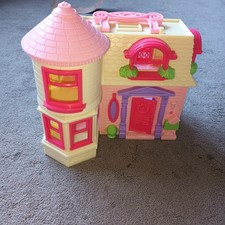 hello kitty doll house for sale hello kitty doll house for sale  LEEDS