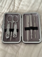 Manicure pedicure set d'occasion  Expédié en Belgium