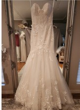 Nuku bridal gown for sale  Milwaukee