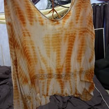 Blusa de crochê Venus Brand tamanho XL 1x branca boho tingida abertura traseira quadril viscose comprar usado Blusa de crochê Venus Brand tamanho XL 1x branca boho tingida abertura traseira quadril viscose comprar usado  Enviando para Brazil