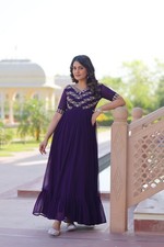 Salwar kameez prêt d'occasion  Expédié en France