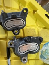 Par de pinças de freio dianteiro Harley-Davidson de 2013 Breakout FXSB comprar usado  Enviando para Brazil