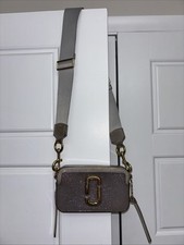 Bolsa para câmera Marc Jacobs glitter com alça ajustável, usado comprar usado  Enviando para Brazil