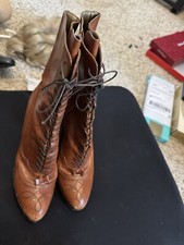 Prada women brown for sale  West Chester