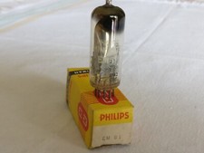 Valvola em81 philips usato  Trevenzuolo