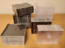 Lotto custodie dvd usato  Vanzago