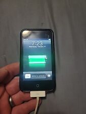 Apple iPod Touch 4ta Generación Negro (8 GB) Incluido con Estuche y Cable segunda mano  Embacar hacia Argentina