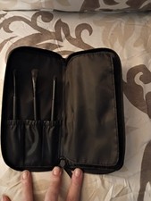 Usado, Conjunto Coleção de Pincéis Essenciais Mary Kay: 5 Pincéis e Bolsa (bochechas e olhos) NOVO comprar usado  Enviando para Brazil