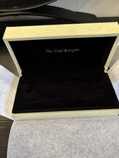Van cleef arpels for sale  Fontana