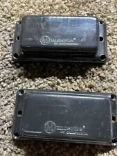 Usado, NOS 60s Mosrite Guitar PICKUP COVER & SURROUND Par Sem Cortes Para Peças de Poste comprar usado  Enviando para Brazil