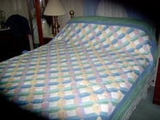quilt queen king for sale  Wamego