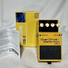 Caixa de pedais e instruções BOSS OS-2 overDrive distorção efeito guitarra drive comprar usado Caixa de pedais e instruções BOSS OS-2 overDrive distorção efeito guitarra drive comprar usado  Enviando para Brazil