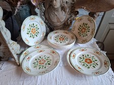 Assiettes plates décor d'occasion  Villeneuve-la-Guyard