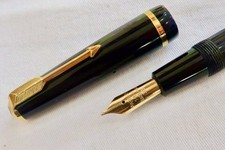 Parker duofold senior d'occasion  Expédié en Belgium