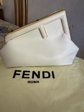Borsa fendi first usato  Siracusa
