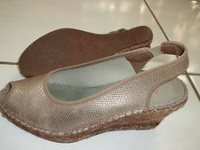 Peeptoes gold keilabsatz gebraucht kaufen  Wilhelmsfeld