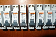 Disjoncteur modulaire 10ampere d'occasion  Barr