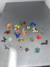 Assorted metal badges for sale  SOUTHEND-ON-SEA