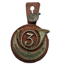 O13 insigne militaire d'occasion  Saint-Jean-en-Royans