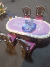 Mesa de jantar Playmobil vitoriana 4 cadeiras vermelhas 3 copos bandeja A e mesa Sm comprar usado  Enviando para Brazil