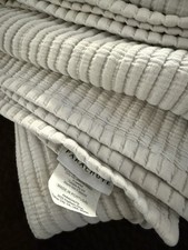 Cobertor paraquedas Matelasse tamanho queen completo cor cinza duna comprar usado  Enviando para Brazil