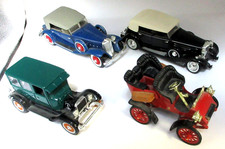 Lote de carros antigos de metal fundido de 4/33 Cadillac, 32 Labaron, 26 Fordor e Ford 1903 comprar usado  Enviando para Brazil