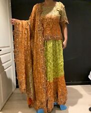 Lehenga tenue mariee d'occasion  Pierrefitte-sur-Seine
