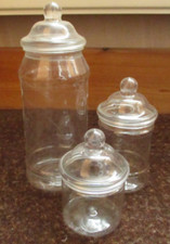 Set different sizes for sale  LONDON