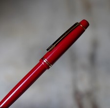 Tres beau stylo d'occasion  Paris IX