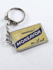 Keychain milk monsoap d'occasion  Expédié en Belgium