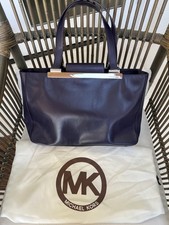 bolsa de mão roxa Michael Kors comprar usado bolsa de mão roxa Michael Kors comprar usado  Enviando para Brazil
