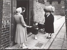 1952 liverpool women for sale  LIVERPOOL