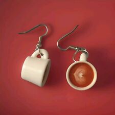 Coffee cup earrings d'occasion  Expédié en Belgium