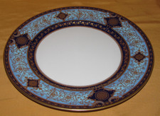 Superbe assiette porcelaine d'occasion  Montmoreau-Saint-Cybard