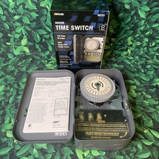 59101wd indoor hour for sale  Altoona
